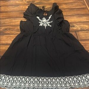 Old Navy Black and White Ruffled Sundress